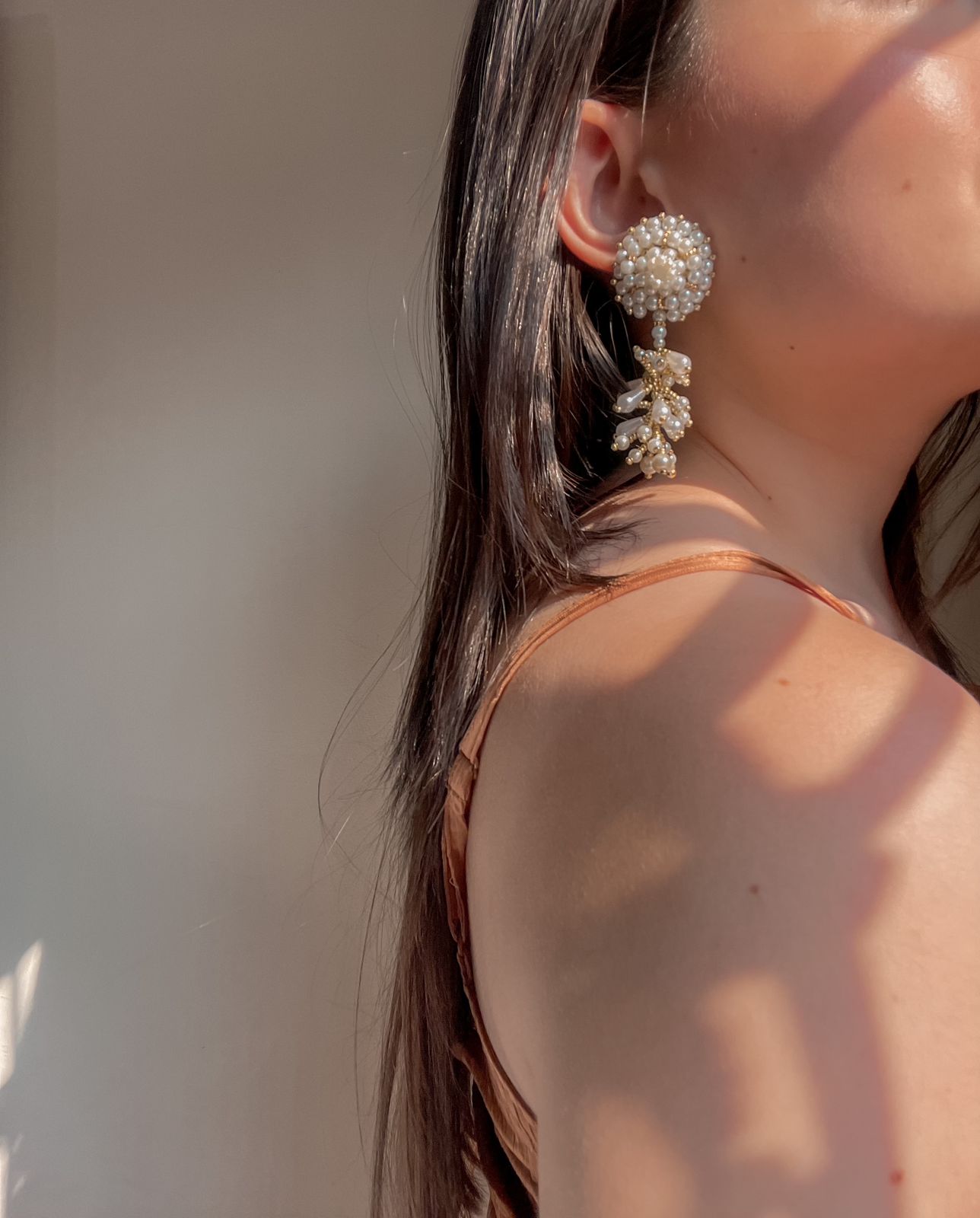 Leah earrings blancos