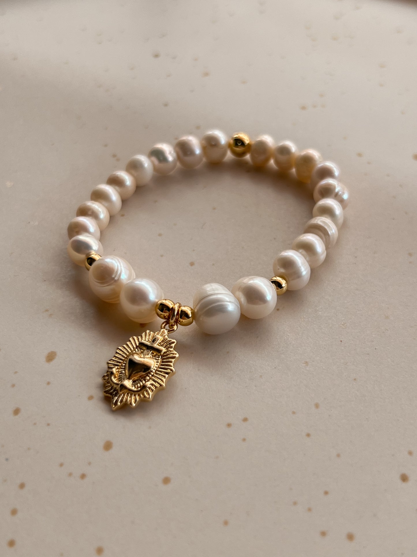 Pulsera corazón de Jesús