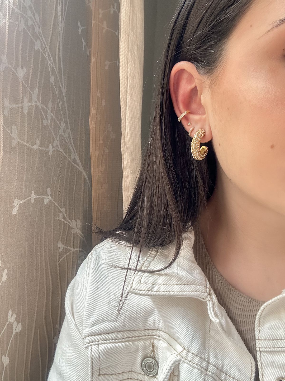 Half moon full zircon hoops