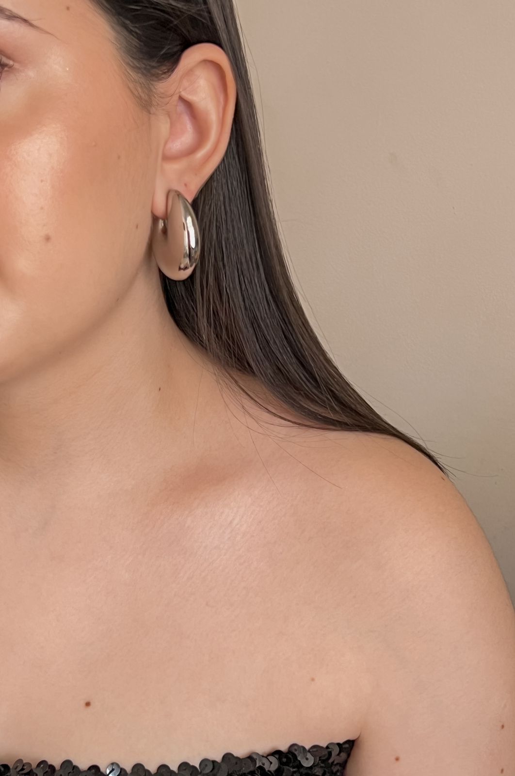 C chunky earrings
