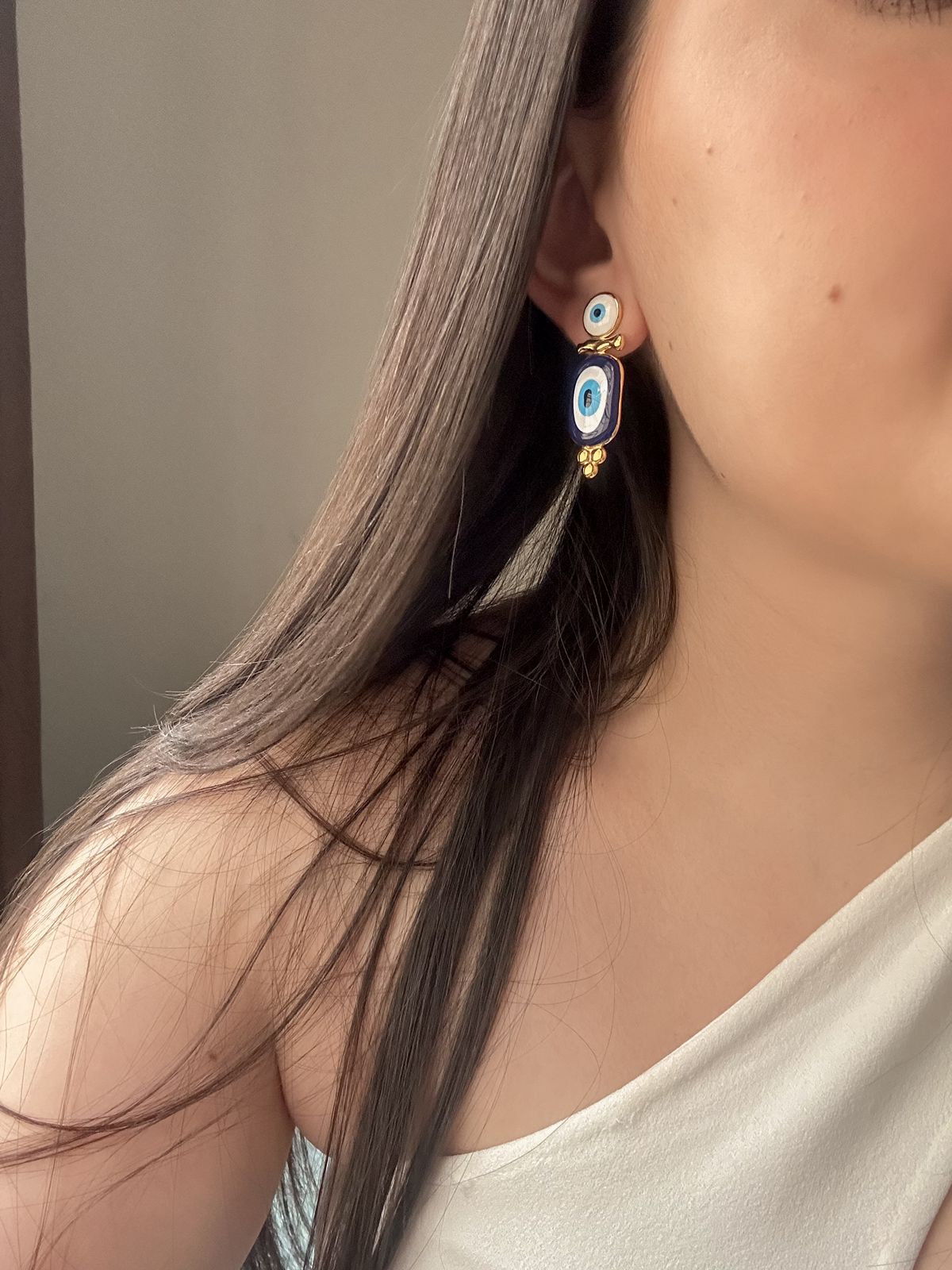 Blue eyes earrings