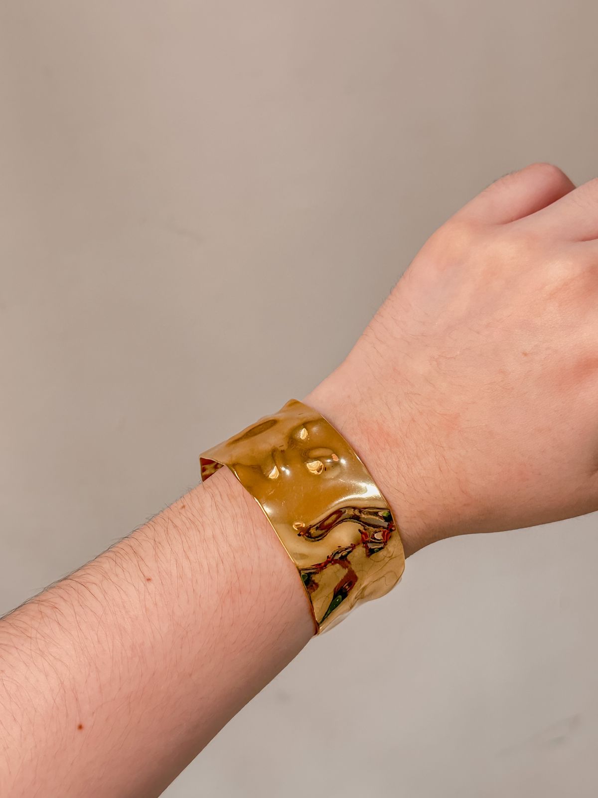 Confident bracelet