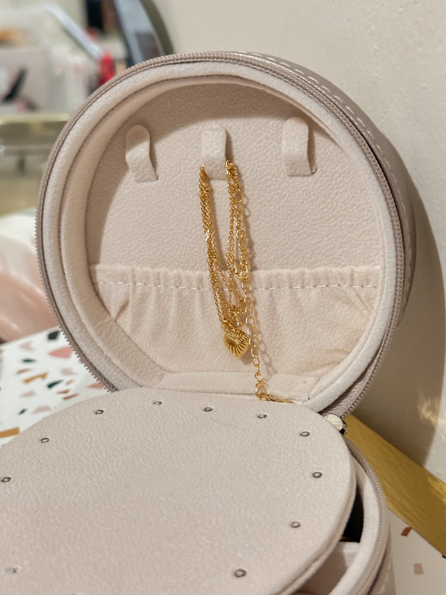 Round travel size jewelry box with mirror