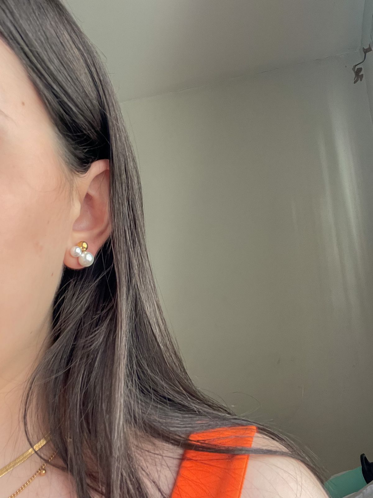 mini pearl studs