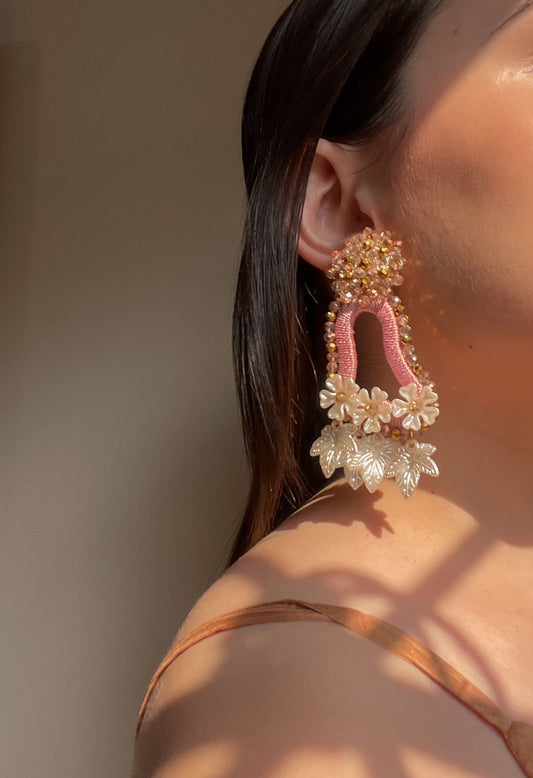 Alice earrings (pink)